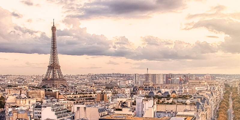 Estas son siete cifras sorprendentes de la Torre Eiffel: