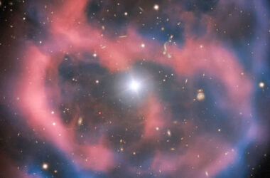A medida que la capa gaseosa de esta nebulosa planetaria se expanda y crezca