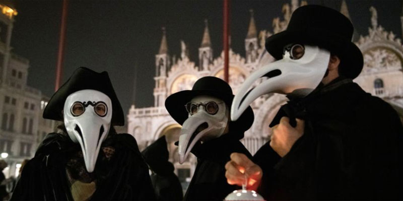 En el siglo VII las personas pensaban que las máscaras puntiagudas purificaba el aire. Estaban equivocados.